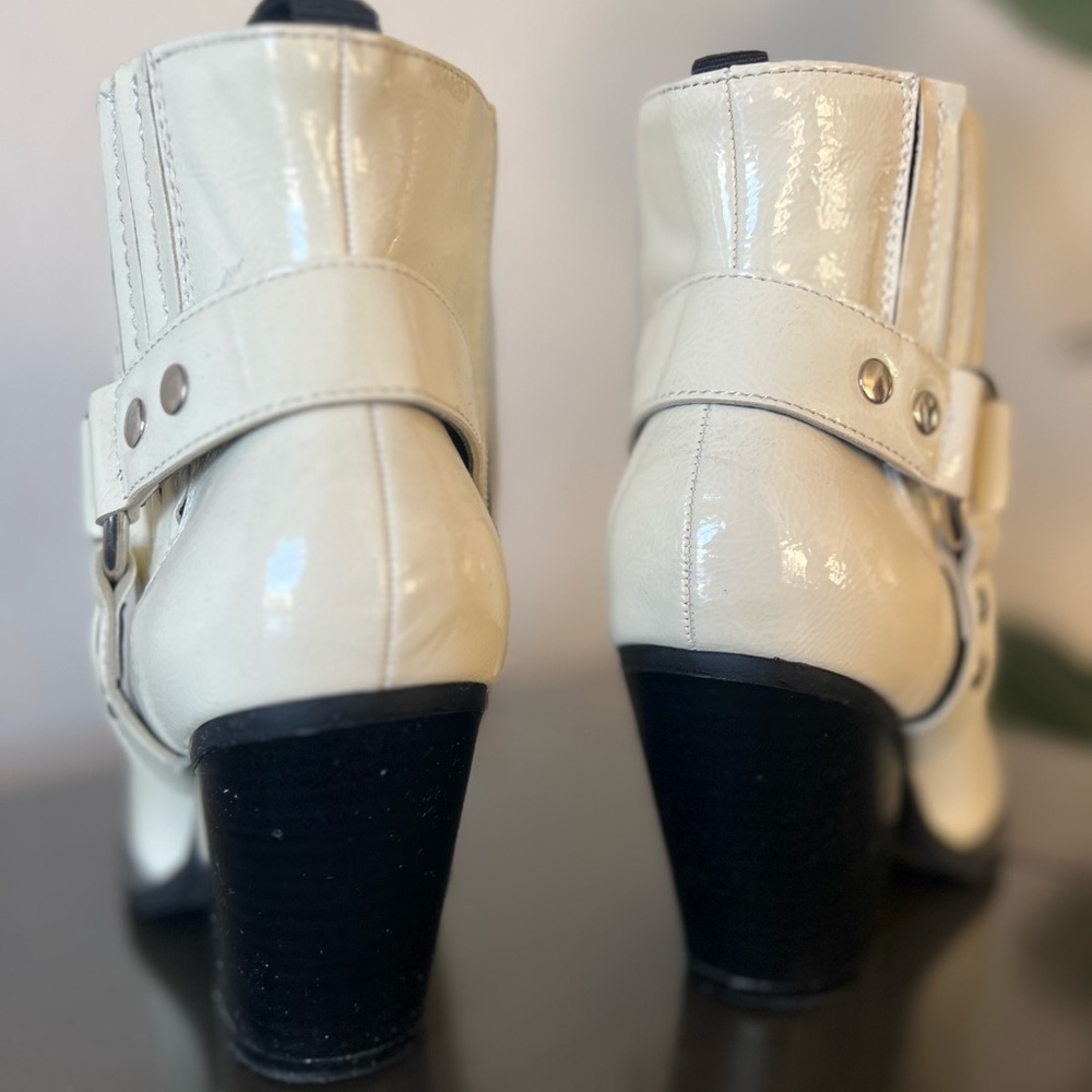 White patent leather booties - Picture 5 of 7